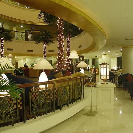 Howard Johnson Palm Beach Resort Sanghaj Kültér fotó